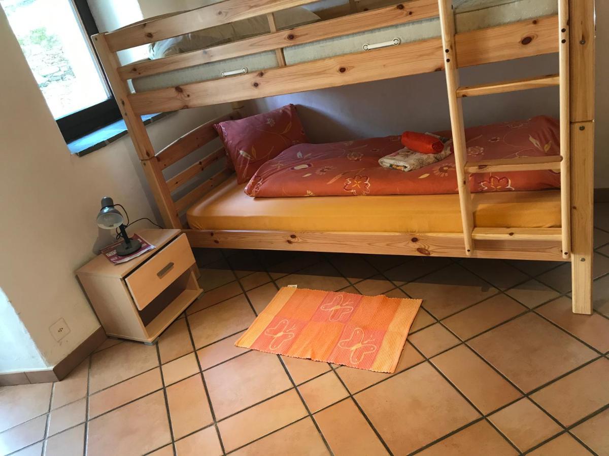 Ostello Orgnana Gambarogno Екстериор снимка